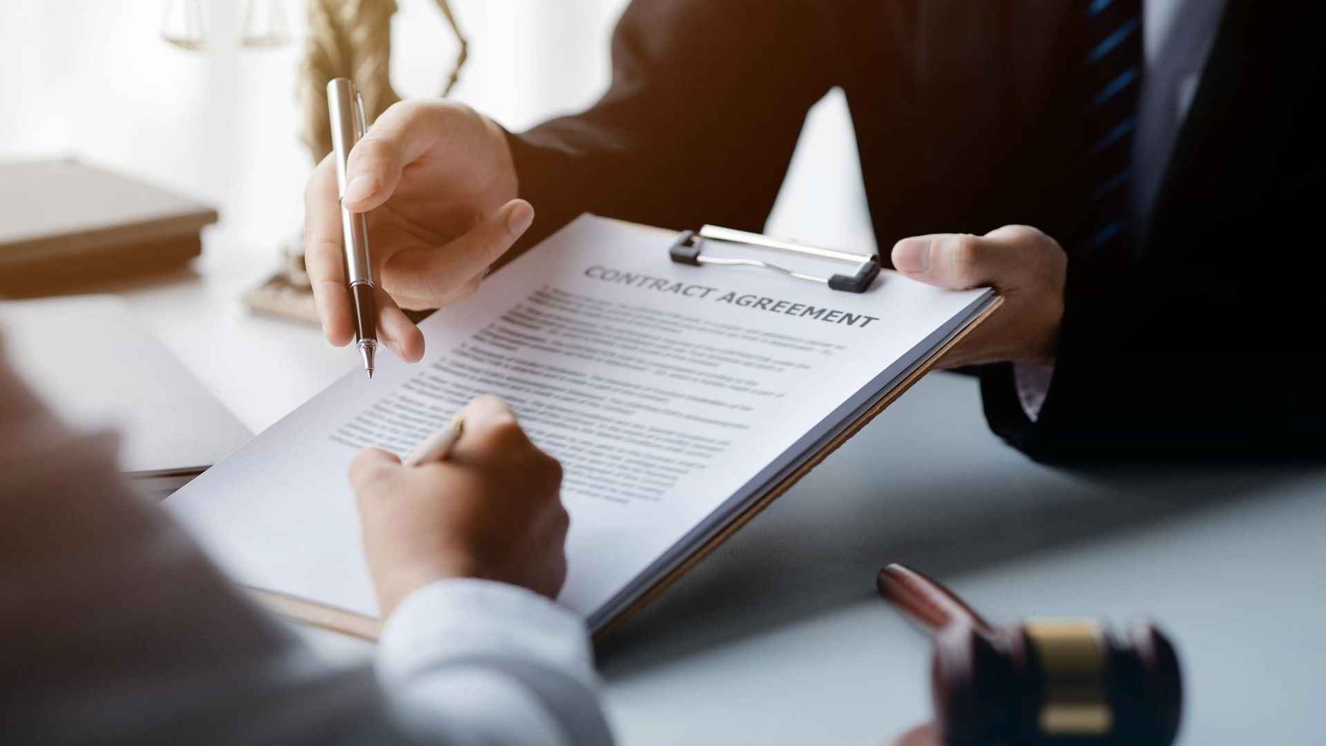 The Legal Standing of Mediation Agreements in the UK Weston-super-Mare